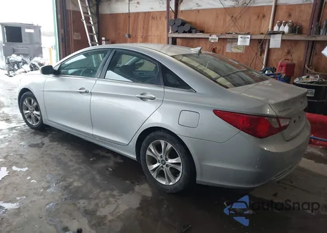 2013 Hyundai Sonata Gls z USA, uszkodzony, nr VIN 5NPEB4AC1DH760687